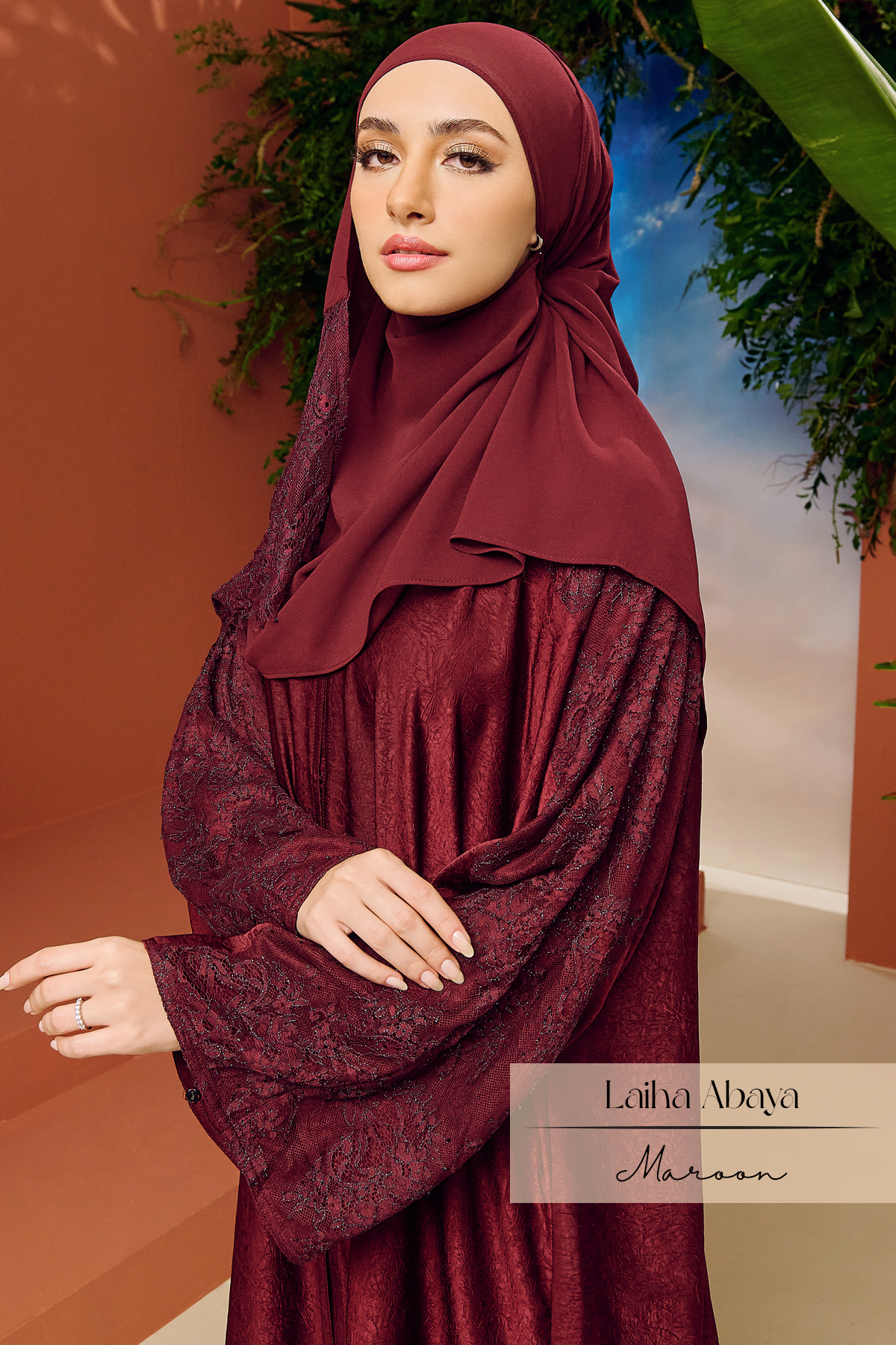 Emray: Laiha Abaya | Maroon