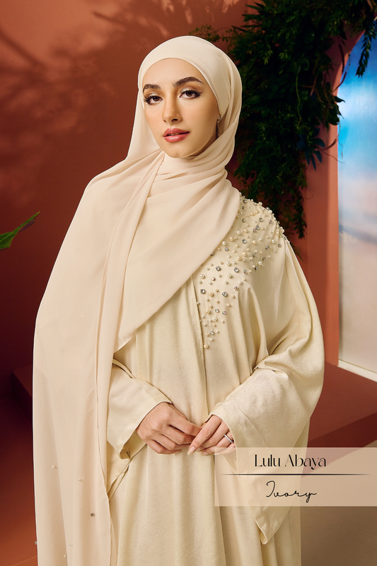 Emray: Lulu Abaya | Ivory